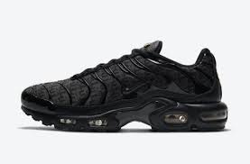 Whatever you're shopping for, we've got it. Nike Air Max Plus Goes All Black Gold Running Shoes Dd9609 001 Sepsport