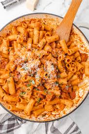 creamy en and chorizo pasta recipe