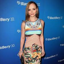 The casper actress, 41, revealed on instagram tuesday that she is pregnant, sharing a photo of an ultrasound image and writing, life keeps getting better. Bildergalerie Von Christina Ricci In Ommen