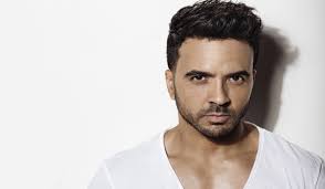 Luis Fonsi Billboard Charts Hes The Third Latin Artists With