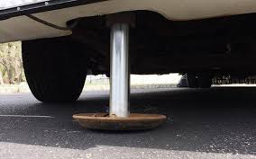 Rv stabilizer jacks not working. Rv Leveling Jacks Won T Retract Here S How To Troubleshoot