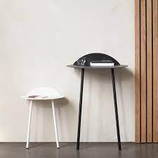 Contemporary Side Table Yeh Wall