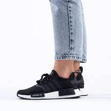 Taking three iconic shoes from the '80s, adidas infused them with modern technology, like a boost midsole and primeknit upper. Adidas Originals Nmd R1 J Fw0431 Schwarz Fur 109 50 Sneakerstudio De