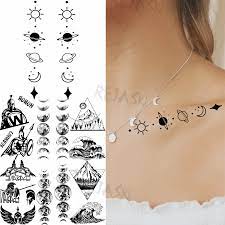 Petits tatouages temporaires pour femmes, petite planète, lune, soleil,  étoiles, géométrie Spartan, montagne, mer, faux tatouage, décoration  artistique corporelle | AliExpress