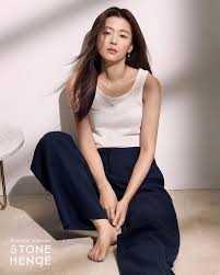 Posted by sl278 575 pts thursday, april 16, 2020. 810 Jeon Ji Hyun Ideas Jun Ji Hyun Jun Ji Hyun Fashion Korean Actress