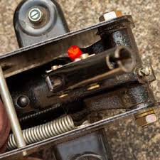 properly maintain your floor jack