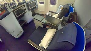 This modification has a longer flight range compared to the boeing. Review Klm Boeing 777 200er Business Class Experience Gotravelyourway The Airline Blog