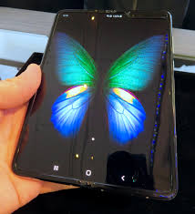 It also comes with octa core cpu and runs on android. Samsung Galaxy Fold Wikipedia