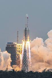 Lanzamiento del primero cohete espacial en china; F Y3jmxvdzuqom