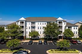 pinnacle at town center apartments for