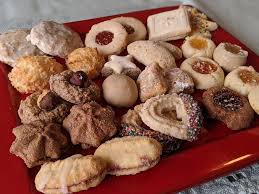 The christmas season is filled with fun, family get togethers and reunions, carols, and lots of food. Traditional German Christmas Cookies Recipes To Bake Links To Buy A German Girl In America