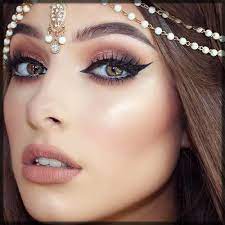 what is an arabic makeup look gloss