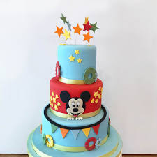 mickey mouse 1st birthday fondant cake