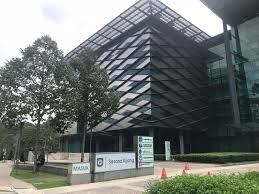 Besides national art gallery, if you are an art lover, you should enjoy yourself to visit bank negara gallery. Museum And Art Gallery Of Bank Negara
