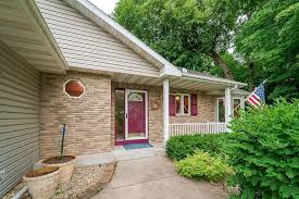 This single family plan home is priced from $439,990 and has 2 bedrooms, 2 baths, is. Prior Lake Mn Real Estate Homes For Sale Trulia