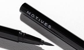 motives 10 years younger makeup setting
