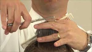 cutting men s hair with thinning shears