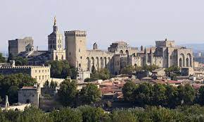Gefen = vigne, i.e., vine), capital of the department of vaucluse, southeastern france, formerly part of *provence. Avignon Information France