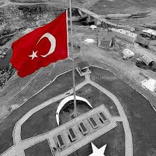 Türk bayrağı sadece türkleri değil türkiye vatanını temsil eder. Turkbayragi Turkishflag Albayrak Turk Turkiye Bayrak