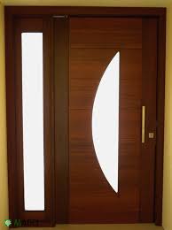 Se suele emplear en puertas de vidrio, madera y/o aluminio. Puertas Principales