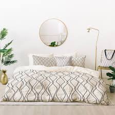 lightweight bed comforter minimalist