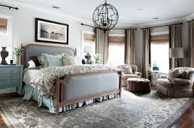 grand colonial traditional bedroom