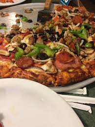 round table pizza 24703 amador st