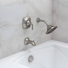 Spray Wall Mount Tub And Shower Faucet