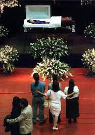 Although selena quintanilla's funeral itself was a private affair, a public memorial and viewing also gave fans and colleagues the opportunity to pay. Selena Quintanilla Selena Quintanilla Selena Selena Quintanilla Perez