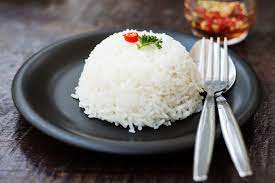 Źle przechowywany ryż może być przyczyną zatrucia pokarmowego | WP  abcZdrowie