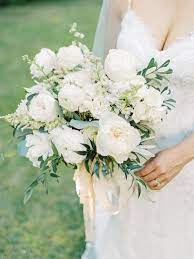Maybe you would like to learn more about one of these? Best Bridal Bouquets From Canadian Floral Designers In 2021 White Wedding Bouquets Boquette Wedding Flower Bouquet Wedding