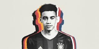 Musiala was born in stuttgart in february 2003 and moved to england with his parents at the age of seven. Bayern Munich S Jamal Musiala Exclusive Why It S The Right Decision To Play For Germany The Athletic