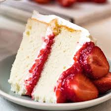 vanilla cake with strawberry filling