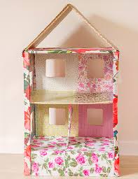dolls house out of a cardboard box