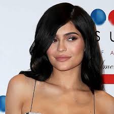 kylie jenner launching make up pop up