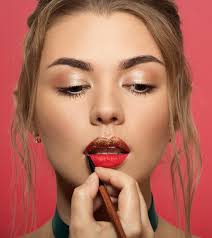 5 best hypoallergenic lipsticks as per