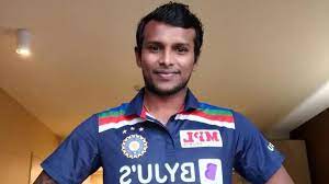 T natarajan debut in international indian cricket against australia in 2020. T Natarajan Makes India Odi Debut In Australia Completes Dream Journey From Chinnapampatti To Canberra Sports News