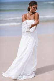 Kleid zum geldgeschenke basteln z.b. Brautkleider Strandhochzeit Diese Hochzeitskleider Sind Perfekt Fur Den Strand