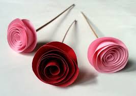 fabulous easy rolled paper roses