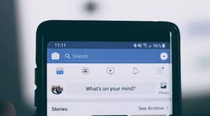 If you end with more icons than your status bar can show you will see a plus icon prompting you to open the notifications panel to view them all. Facebook S Annoying Red Notification Dots Can Now Be Disabled Slashgear