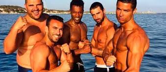 Moroccan kickboxer badr hari — who was once rumoured to be in a relationship with soccer star cristiano ronaldo. Cristiano Ronaldo Golden Ball 2016 Who Are The Men In Her Life The Siver Times