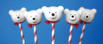 If you love christmas cake but don't want a big chunk of it, these christmas cake pops are a great idea. Polar Bear Cake Pops