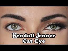 kendall jenner daytime cat eye makeup