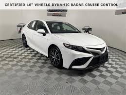 used 2020 toyota camry for in