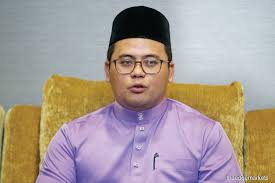 Listen and download holy quran recited by abdul rashid ali sufi and learn more about him through his biography. Selangor Govt Drops Bersatu The Edge Markets