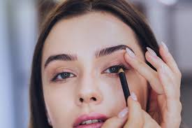 eye makeup स पल आई म कअप क ल ए