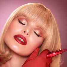 makeup for blondes charlotte tilbury