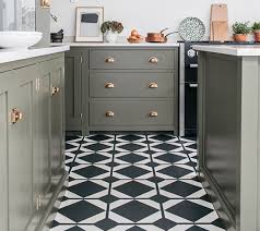 checkerboard lvt flooring tiles