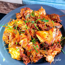 Khas untuk penggemar makanan pedas, hidangan ayam masak merah memanglah antara lauk yang paling popular dinikmati di malaysia. Resepi Ayam Goreng Serai Thai Rangup