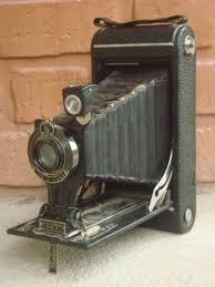 Resultat d'imatges de maquina fotografica antigua